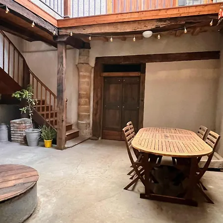 Le Patio De Réalmont